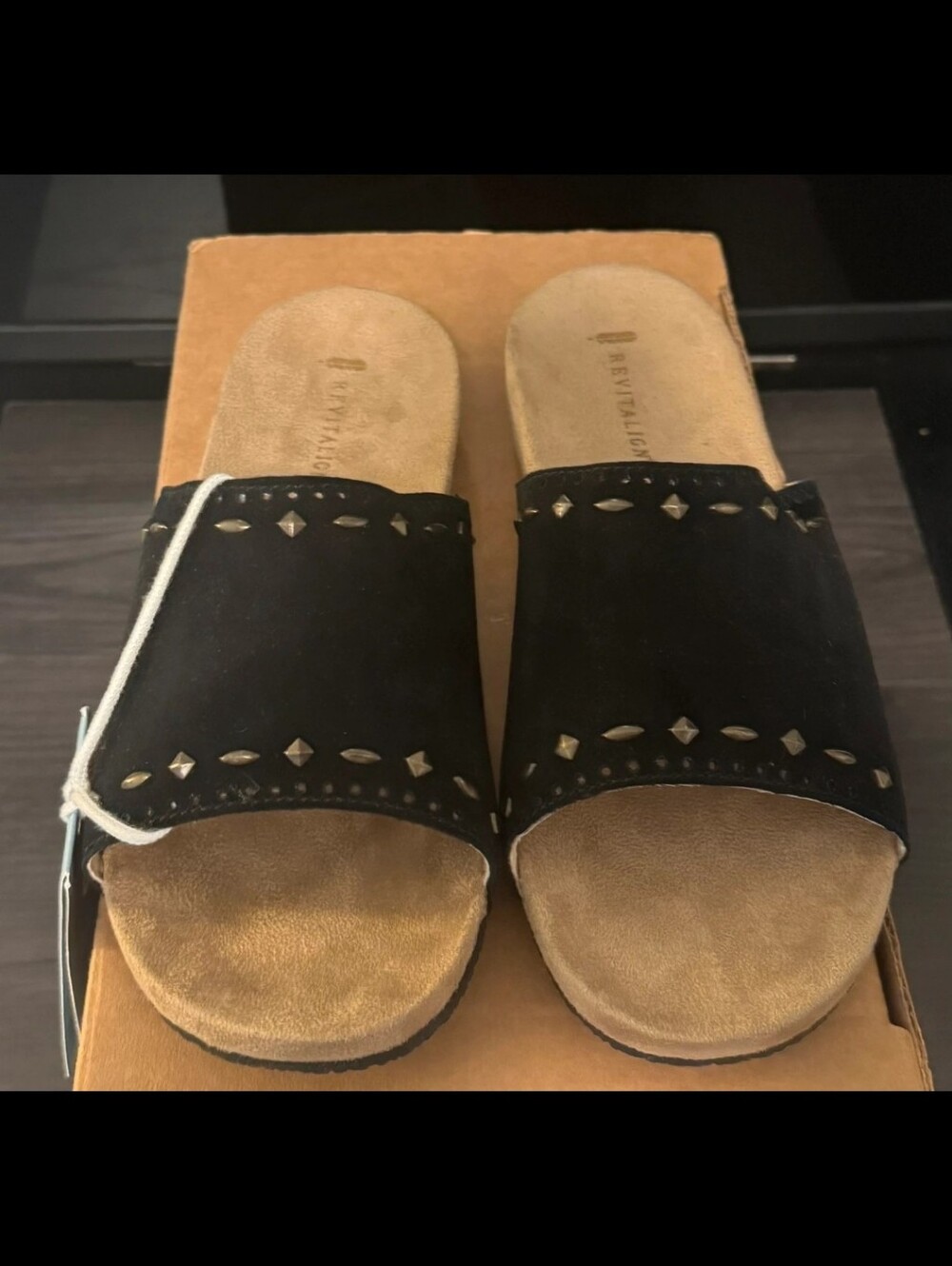 Revitalign Sandals-Sofia Stud Women's 8D Retail $90.